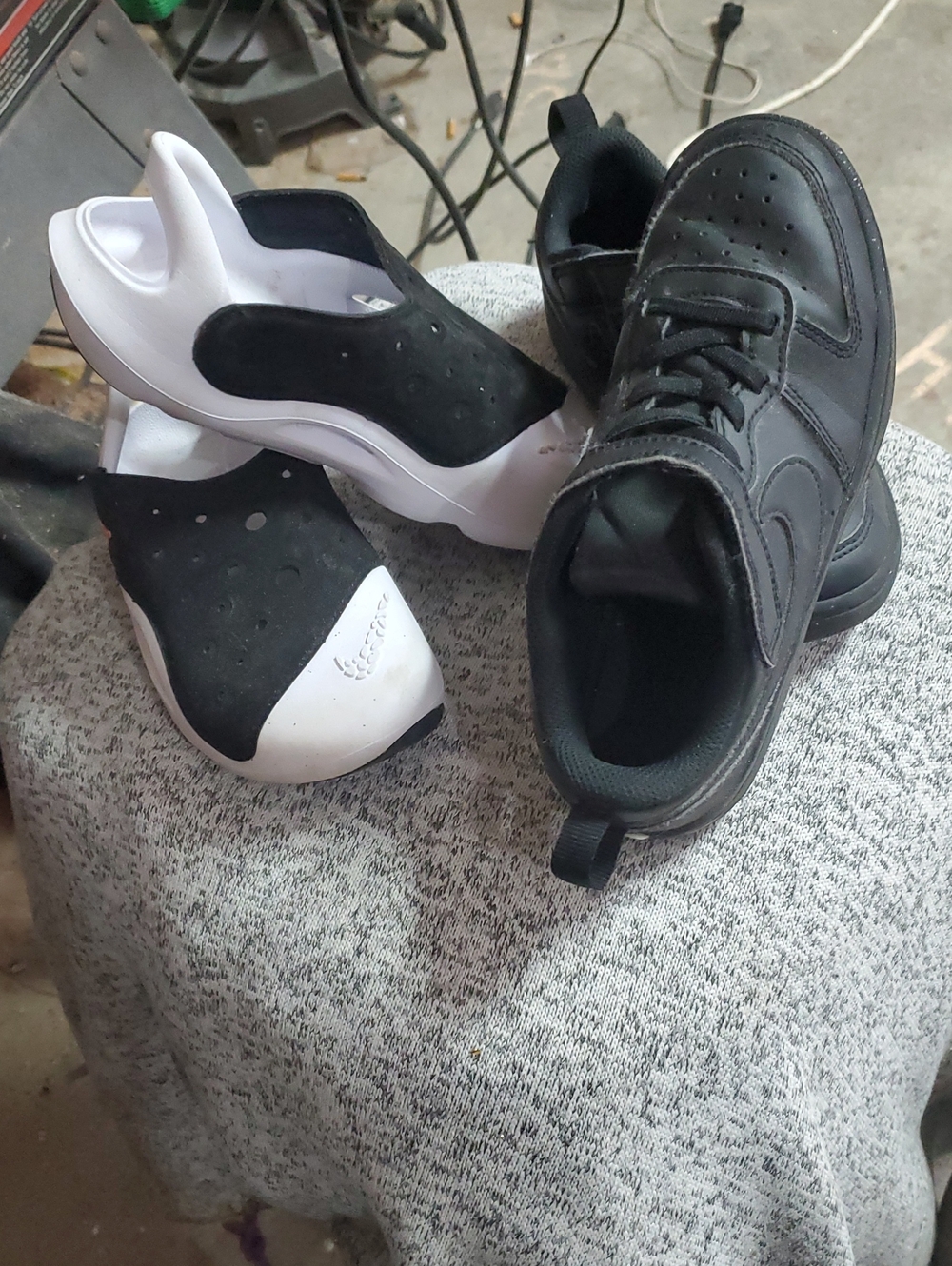 Men's Black Athletic Sneakers - Black